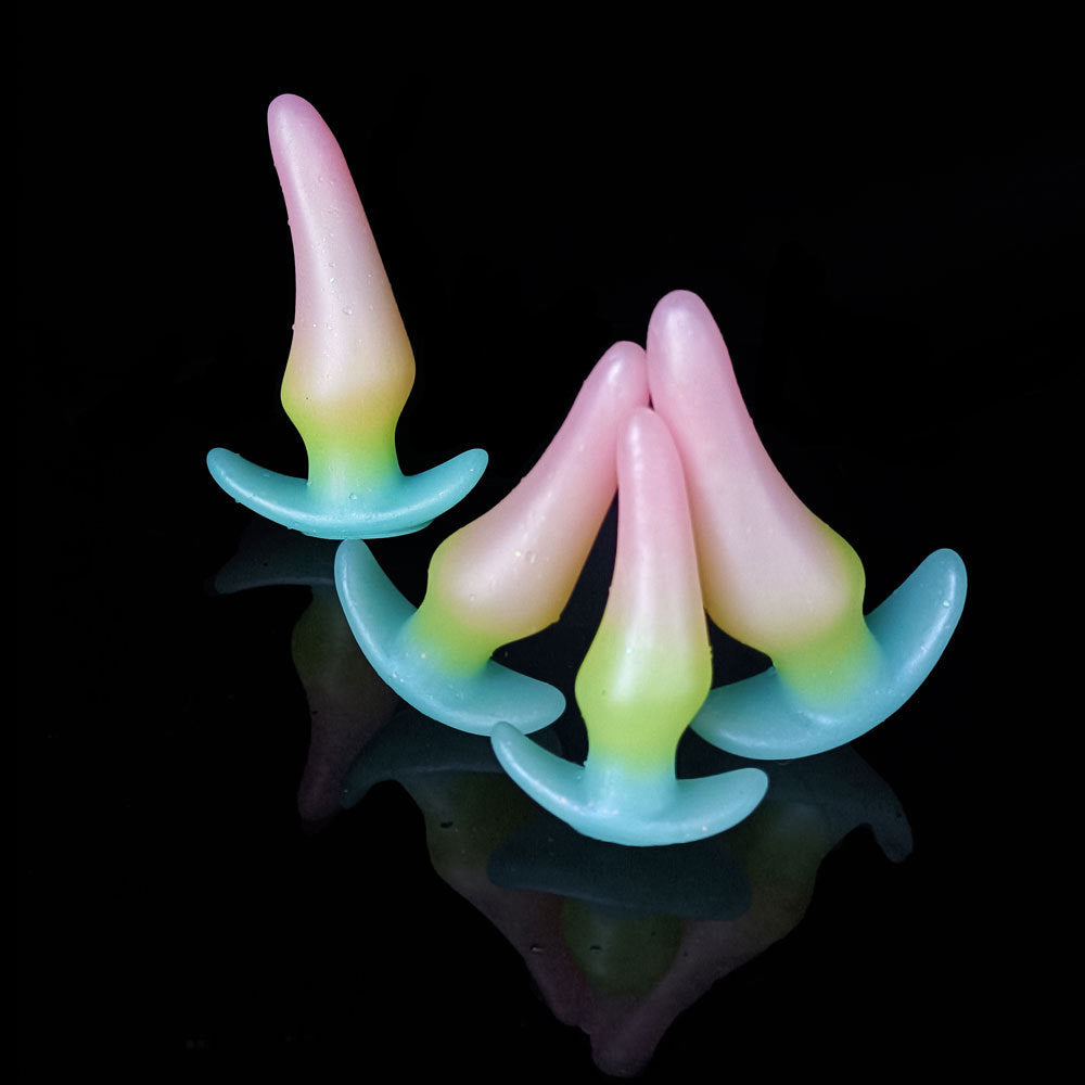 SMALL ANAL TOYS SILICONE 5 INCH CAPSICUM FOR BEGINNERS