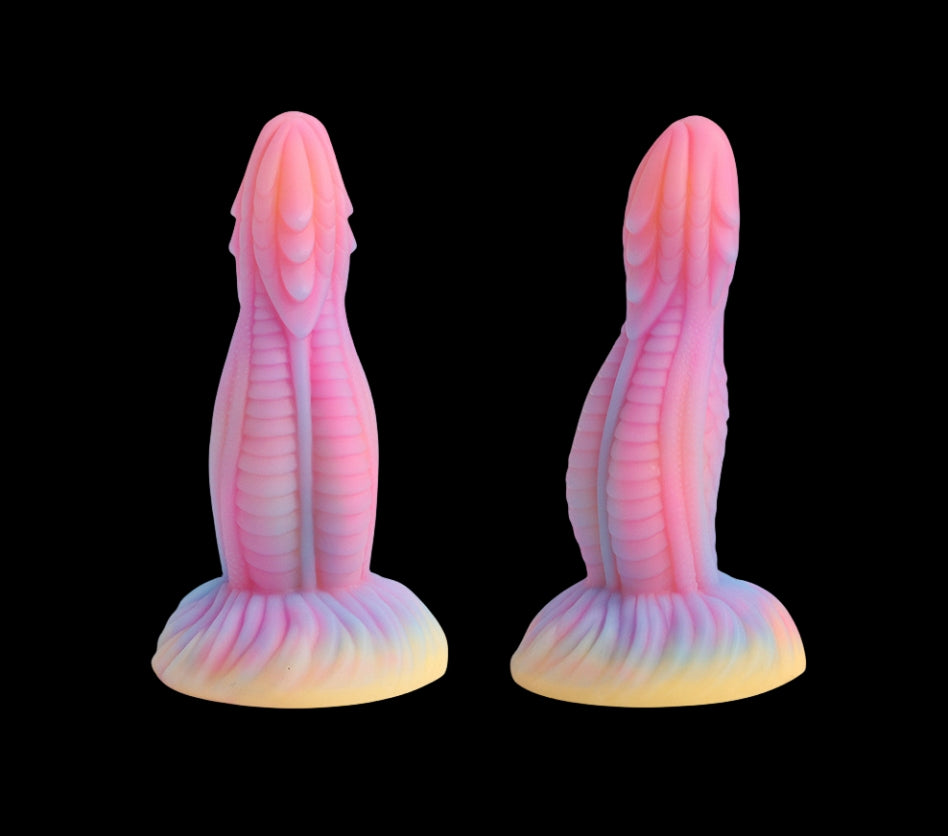MONSTER DILDO ANAL SILICONE 8 INCH GLOW IN THE DARK TRAINER