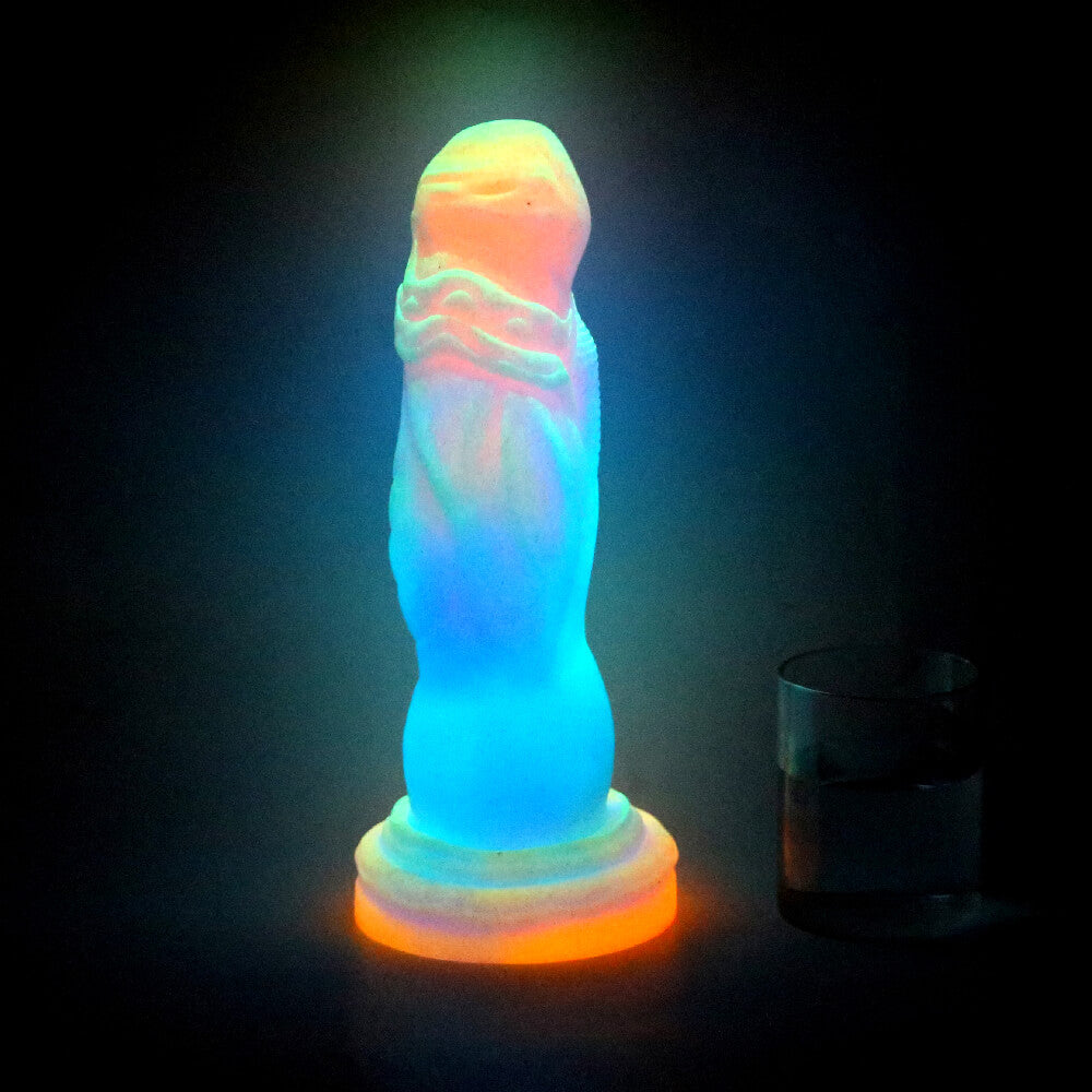 DILDO MONSTRE À NŒUDS DE 20 CM BRILLE DANS LE NOIR